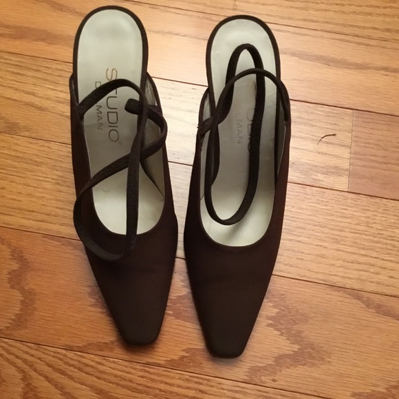 Studio Delman slingback pump in Brown size 7.5 M **GOING, GOING, GONE SALE** - Picture 2 of 8